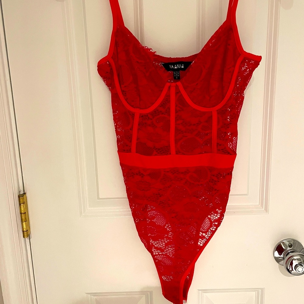 Lace bodysuit